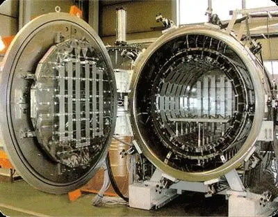 PLC Control Vacuum Gas Quenching Furnace High Pressure Energy Efficient